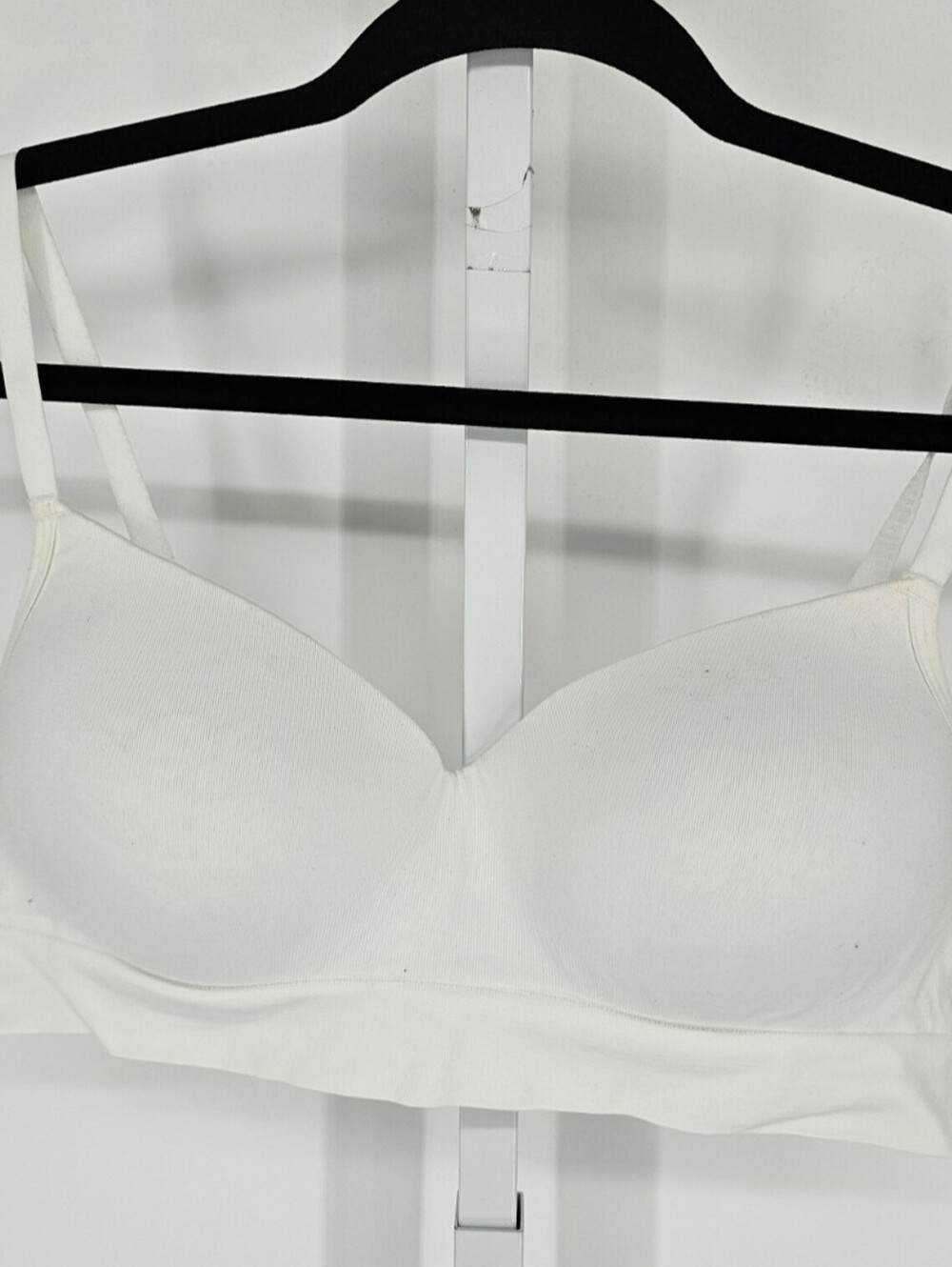 No Boundaries Womens Sz XL Lightly Padded T Shirt Bra Solid White